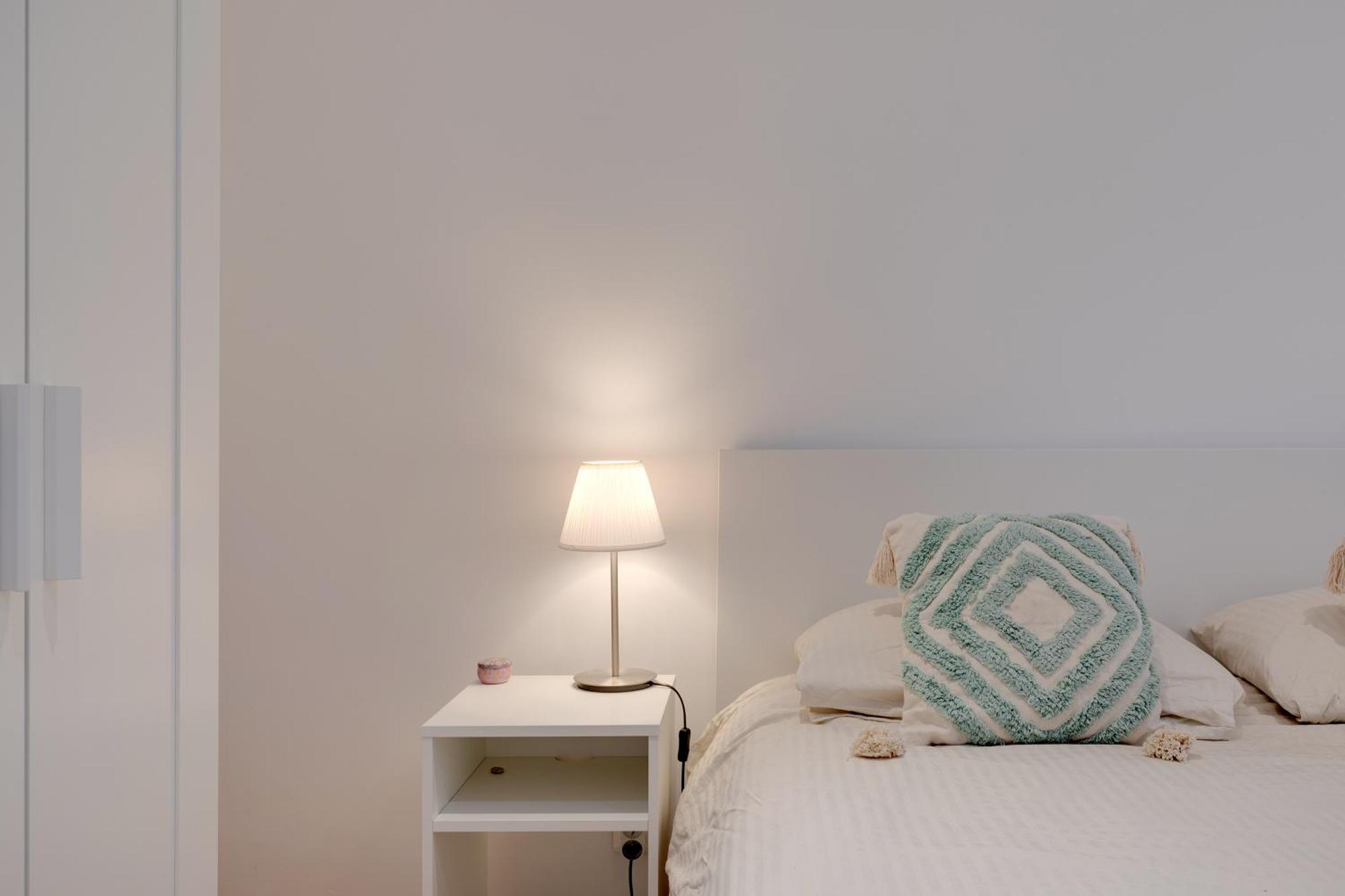 Newly Renovated Charming Downtown Apartment Antibes Exteriör bild